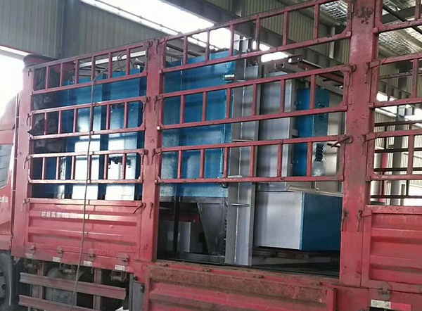 240KW臺車式退火爐裝車了